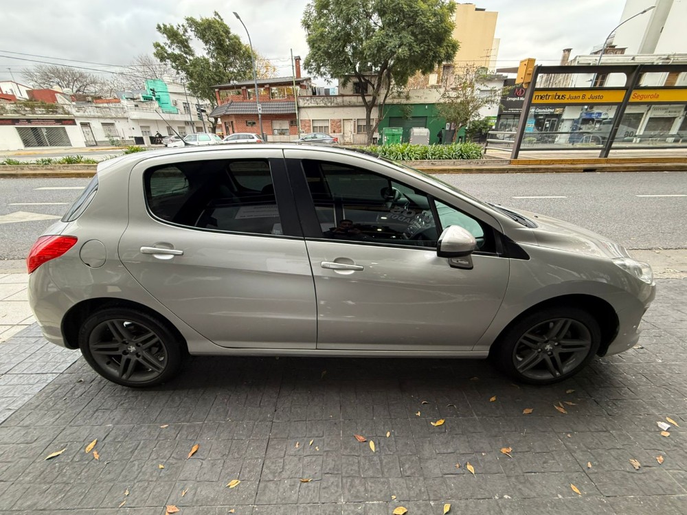 Peugeot 308 Sport — foto 12